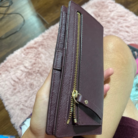 ❌SOLD❌Kate Spade Wallet - Picture 2 of 3